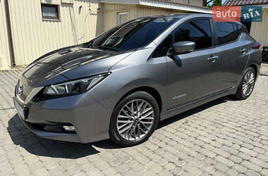 Хэтчбек Nissan Leaf 2019 в 