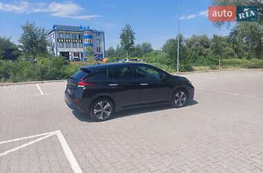 Хэтчбек Nissan Leaf 2020 в 