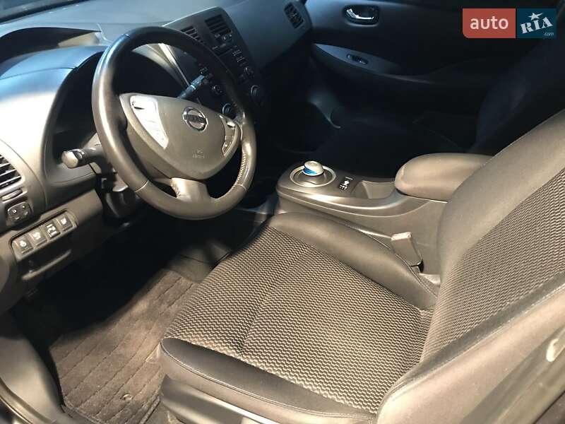 Хетчбек Nissan Leaf 2014 в Одесі