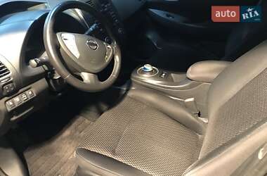 Хэтчбек Nissan Leaf 2014 в 