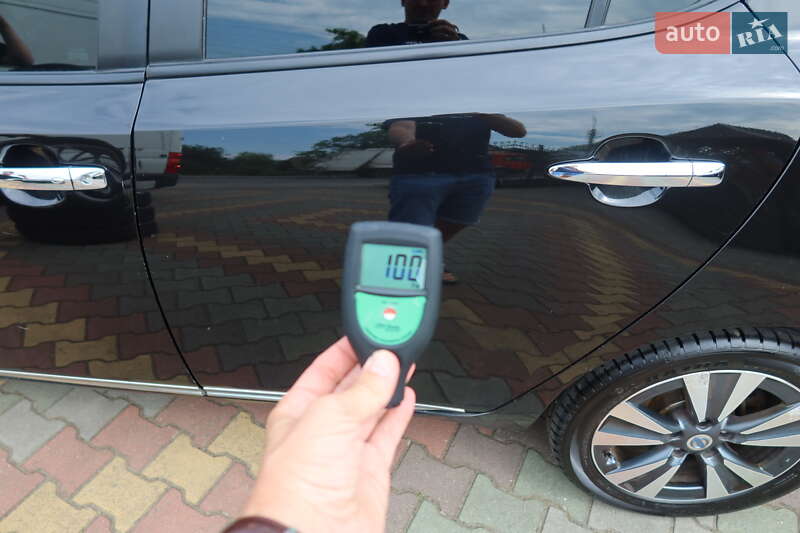 Хэтчбек Nissan Leaf 2013 в Самборе