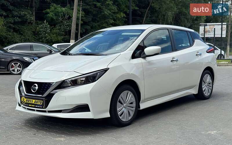 Хэтчбек Nissan Leaf 2022 в Черновцах