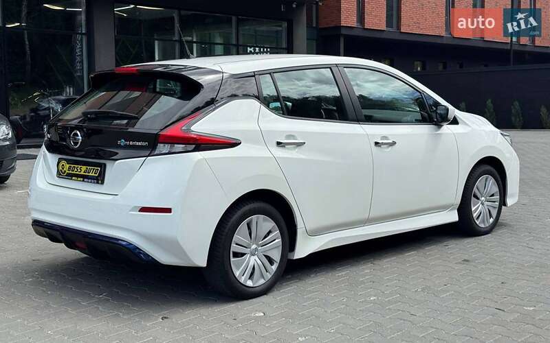 Хэтчбек Nissan Leaf 2022 в Черновцах