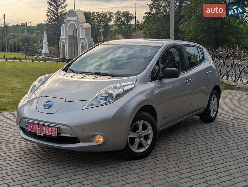 Хэтчбек Nissan Leaf 2013 в Дрогобыче