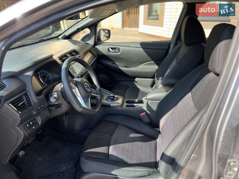 Хетчбек Nissan Leaf 2021 в Вінниці