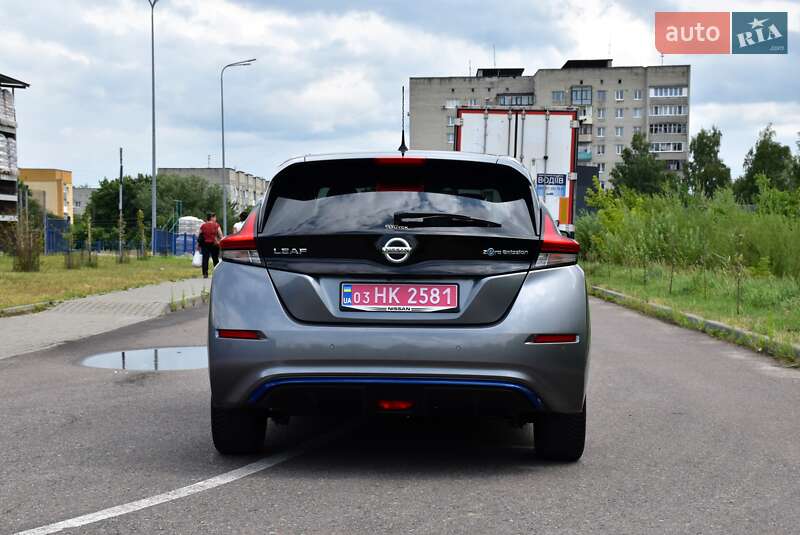 Хэтчбек Nissan Leaf 2018 в Дрогобыче