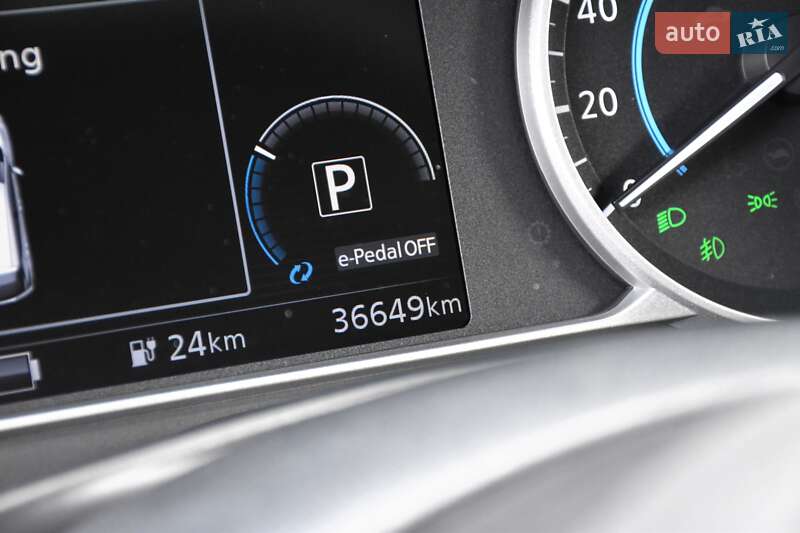 Хэтчбек Nissan Leaf 2018 в Дрогобыче