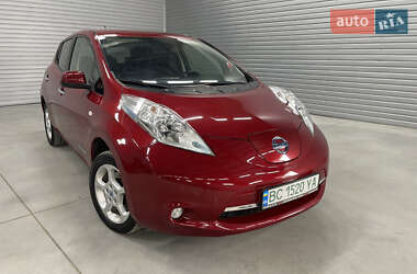 Хетчбек Nissan Leaf 2014 в Стрию
