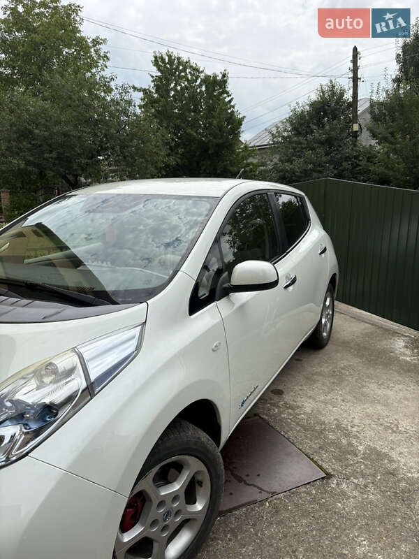 Хетчбек Nissan Leaf 2012 в Самборі фото 3 Хетчбек Nissan Leaf 2012 в Самборі