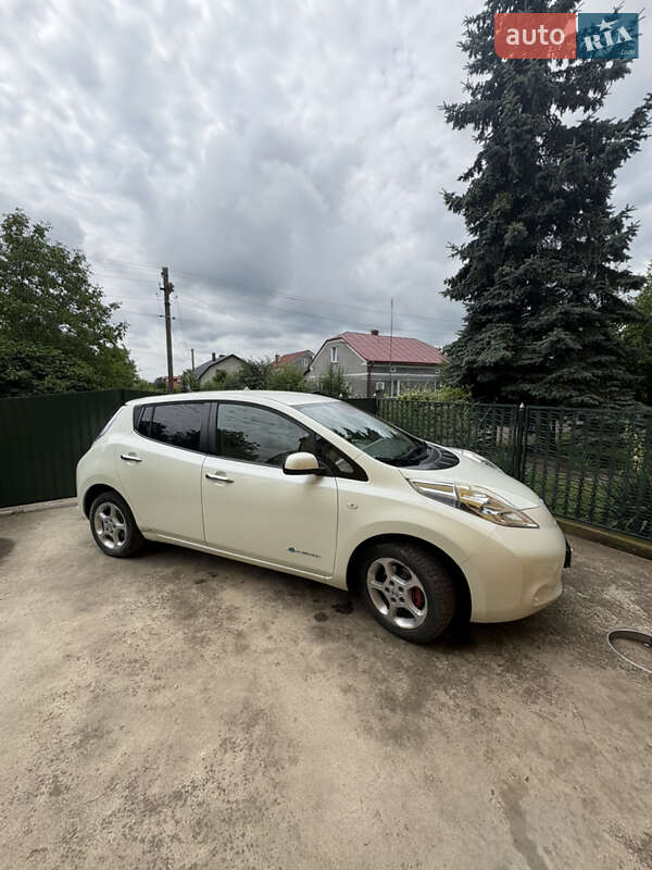 Nissan Leaf 2012