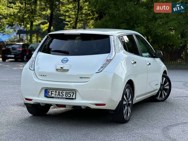 Хетчбек Nissan Leaf 2016 в Трускавці