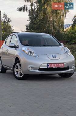 Хэтчбек Nissan Leaf 2015 в Владимире