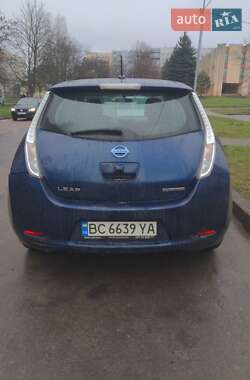 Хэтчбек Nissan Leaf 2017 в 