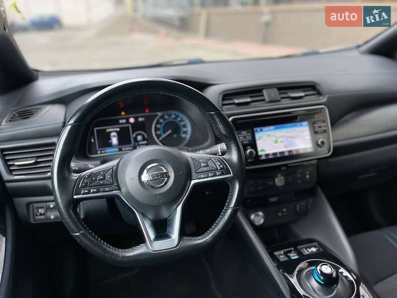 Хетчбек Nissan Leaf 2018 в Києві
