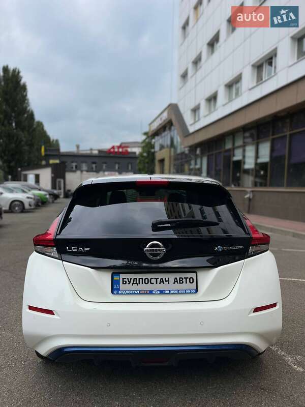 Хетчбек Nissan Leaf 2018 в Києві