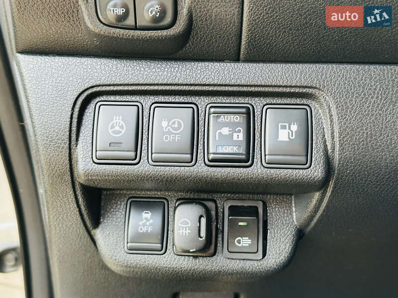 Хэтчбек Nissan Leaf 2015 в Харькове фото 35 Хэтчбек Nissan Leaf 2015 в Харькове