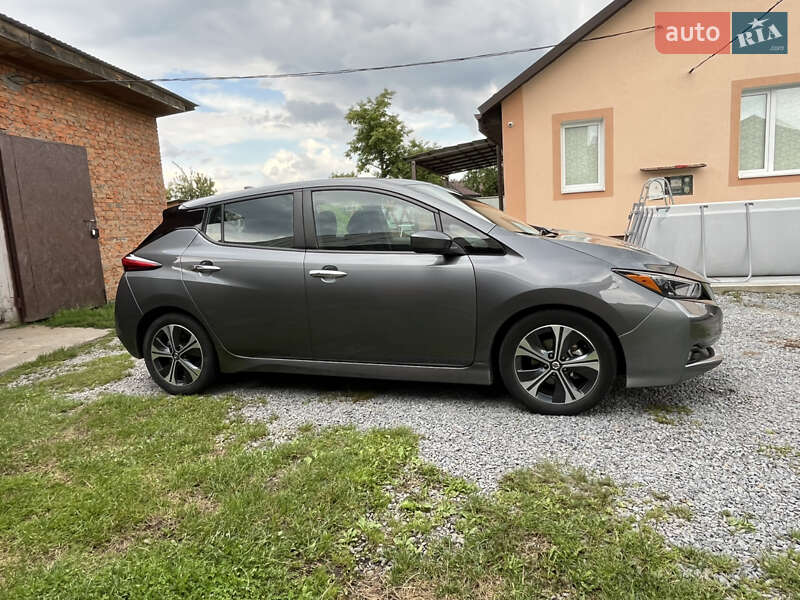 Хэтчбек Nissan Leaf 2019 в Шептицькому