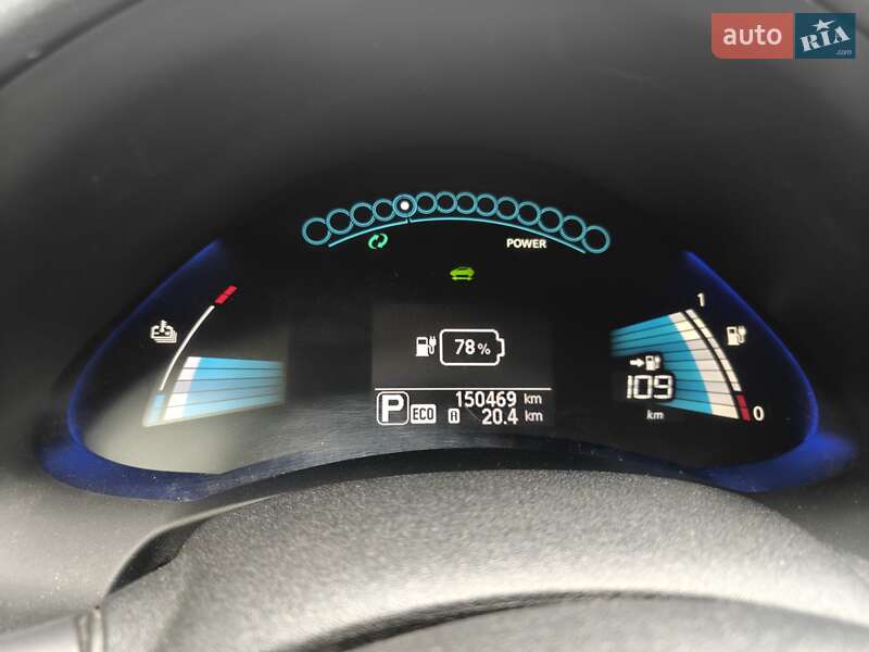 Хэтчбек Nissan Leaf 2015 в Ивано-Франковске