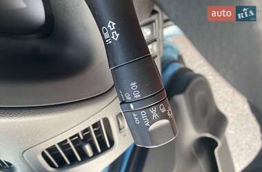 Хетчбек Nissan Leaf 2014 в 