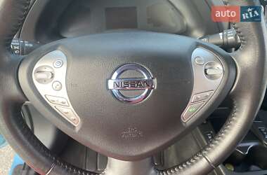 Хетчбек Nissan Leaf 2014 в 