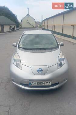 Хетчбек Nissan Leaf 2011 в Звягелі
