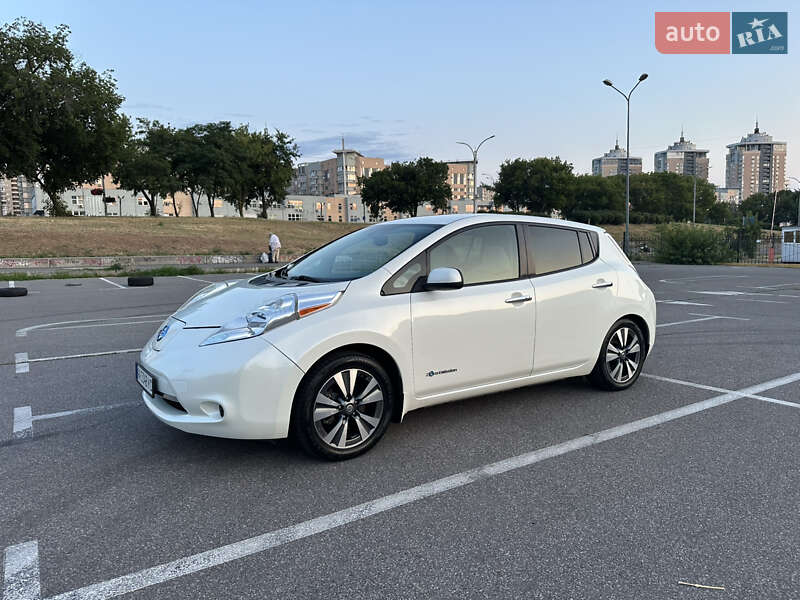 Nissan Leaf 2016