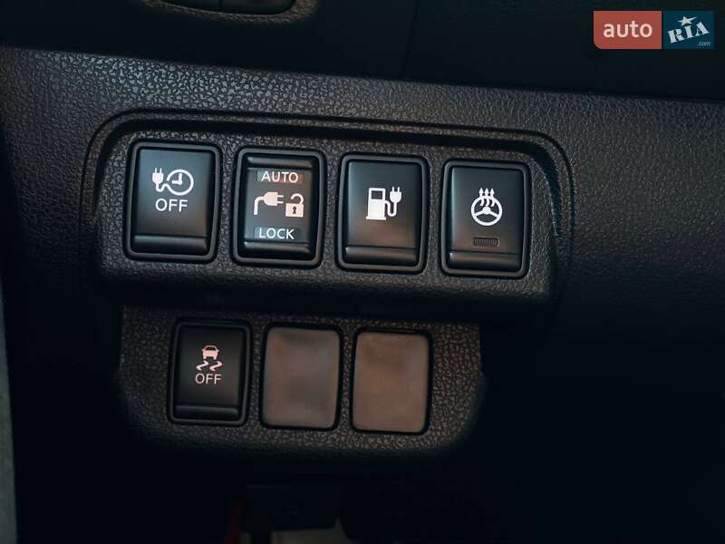 Хетчбек Nissan Leaf 2013 в Києві