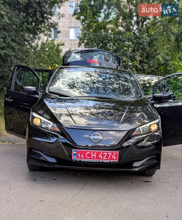 Хэтчбек Nissan Leaf 2022 в Ровно