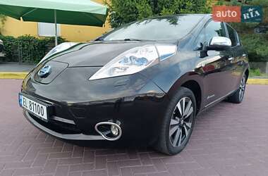 Хэтчбек Nissan Leaf 2015 в 