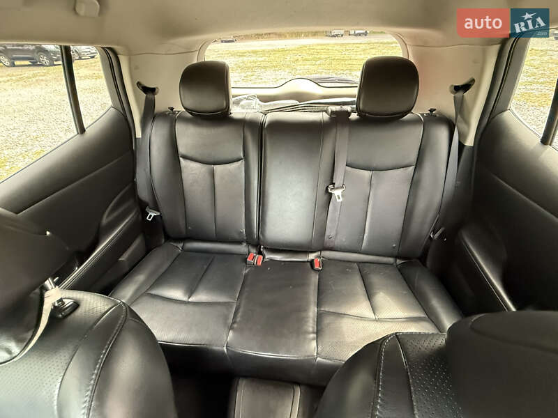 Хэтчбек Nissan Leaf 2015 в Киеве