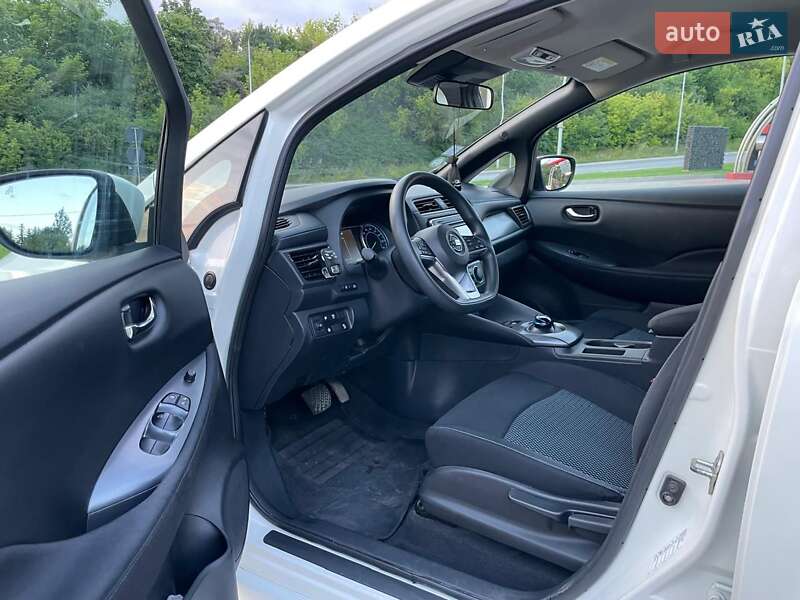 Хетчбек Nissan Leaf 2020 в Тернополі