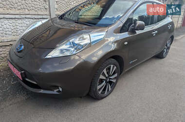 Хэтчбек Nissan Leaf 2016 в Одессе