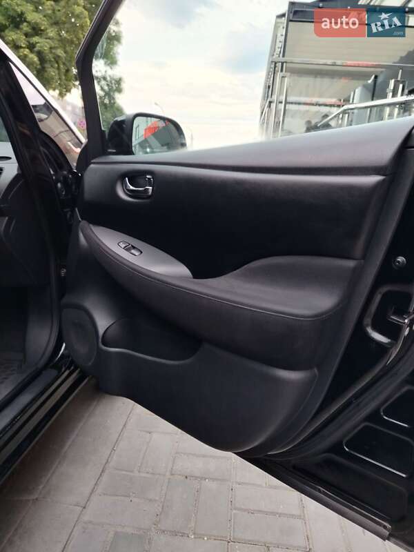 Хетчбек Nissan Leaf 2014 в Черкасах