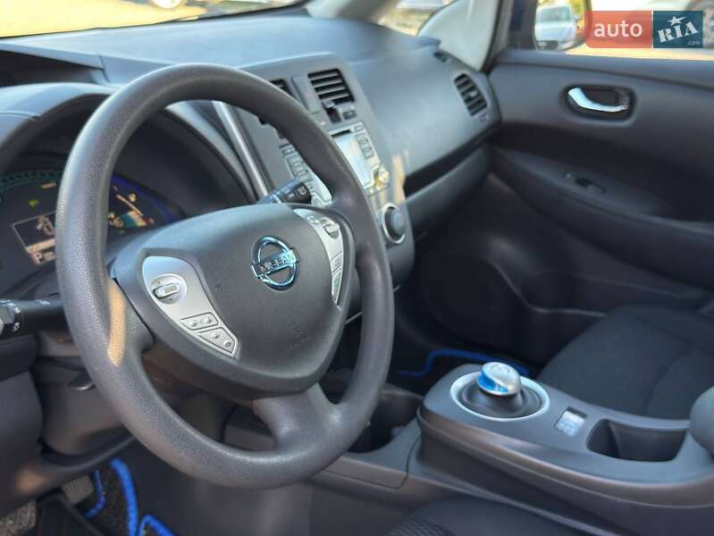 Хэтчбек Nissan Leaf 2016 в Харькове