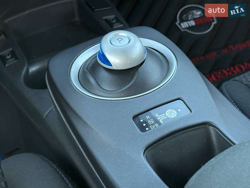 Хэтчбек Nissan Leaf 2016 в Харькове