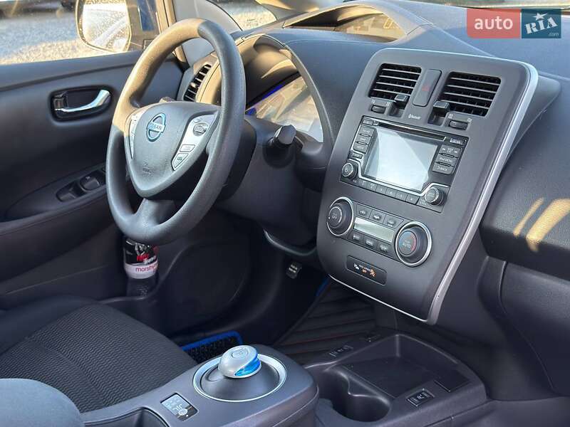 Хэтчбек Nissan Leaf 2016 в Харькове