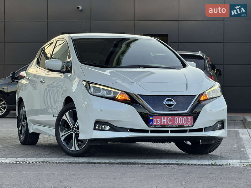Хэтчбек Nissan Leaf 2018 в Дрогобыче