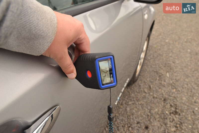 Хэтчбек Nissan Leaf 2015 в Луцке