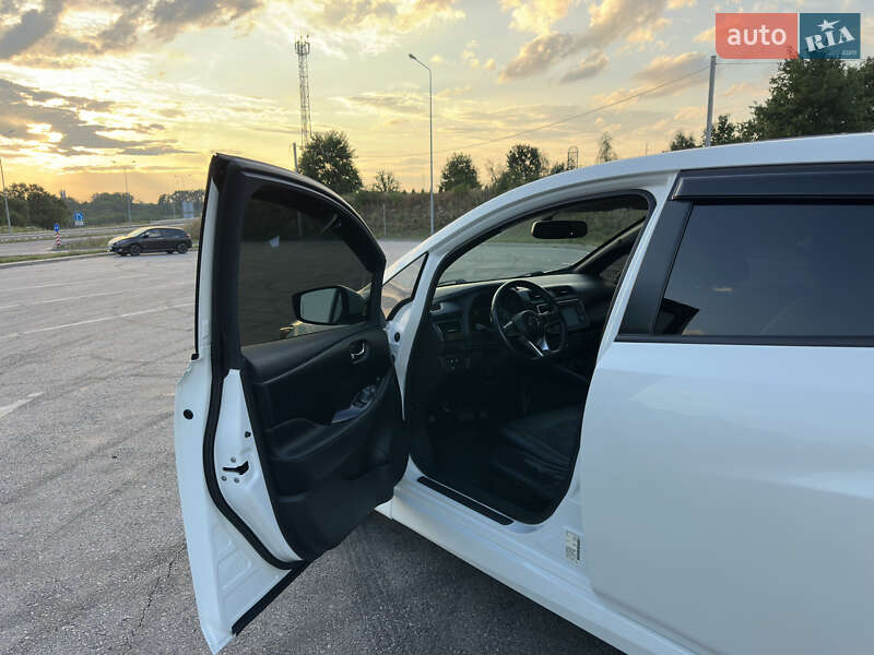 Хэтчбек Nissan Leaf 2019 в Полтаве фото 15 Хэтчбек Nissan Leaf 2019 в Полтаве