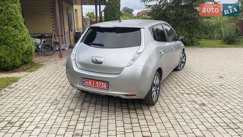 Хэтчбек Nissan Leaf 2014 в Киеве
