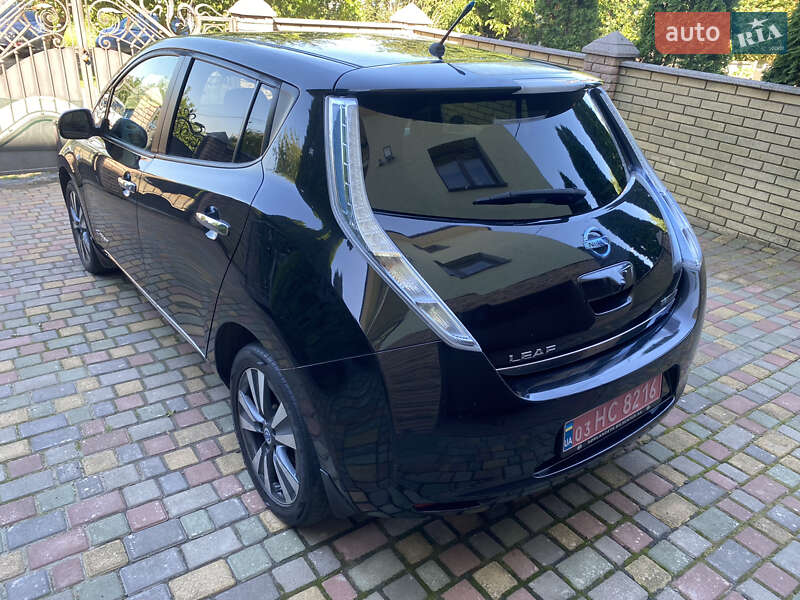 Хэтчбек Nissan Leaf 2014 в Черновцах