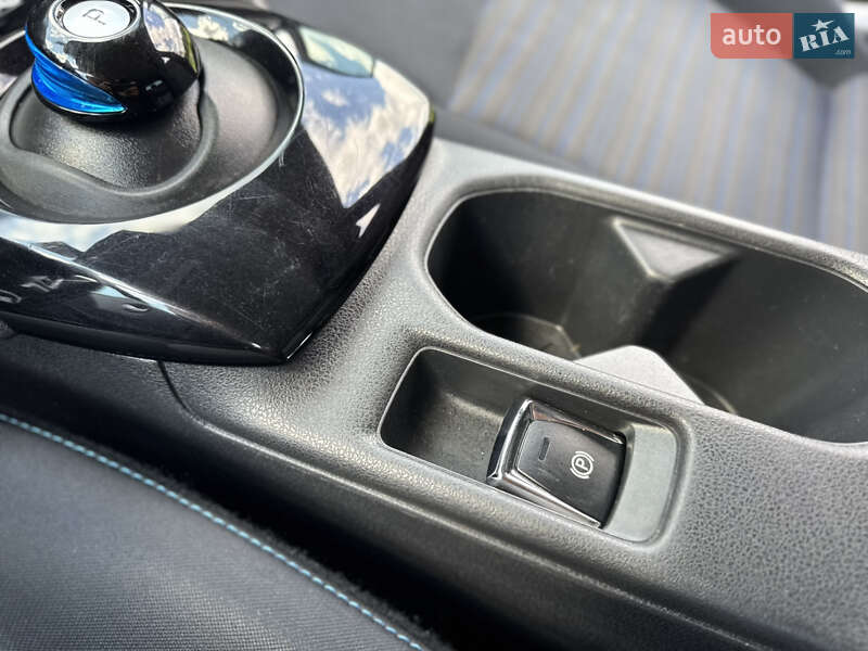 Хэтчбек Nissan Leaf 2018 в Ровно