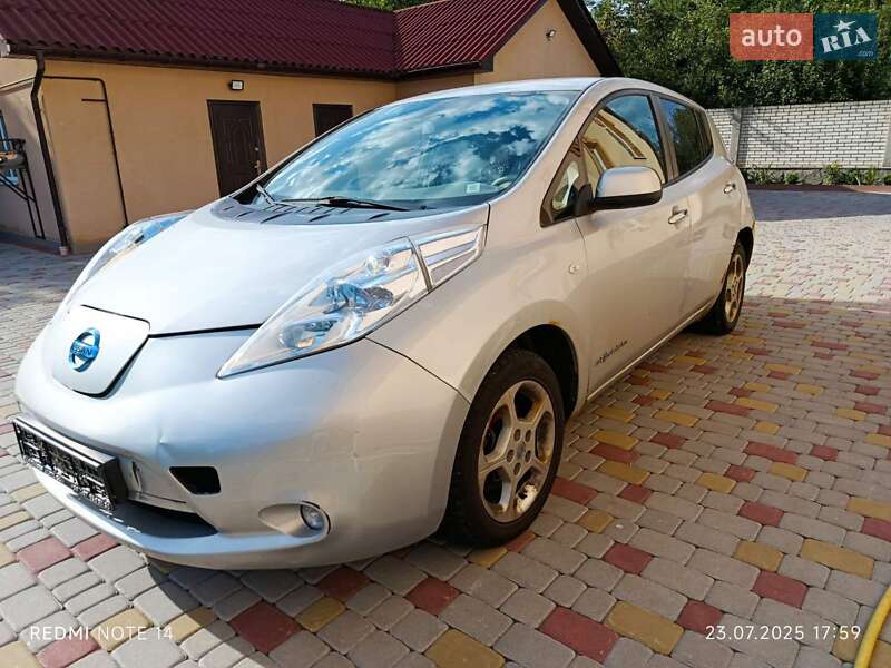 Nissan Leaf 2012