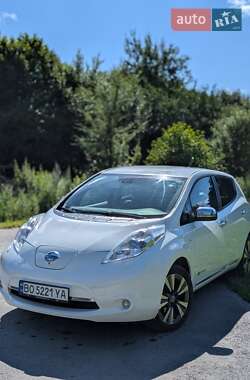 Хетчбек Nissan Leaf 2013 в Тернополі
