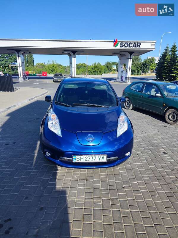 Хэтчбек Nissan Leaf 2017 в Одессе