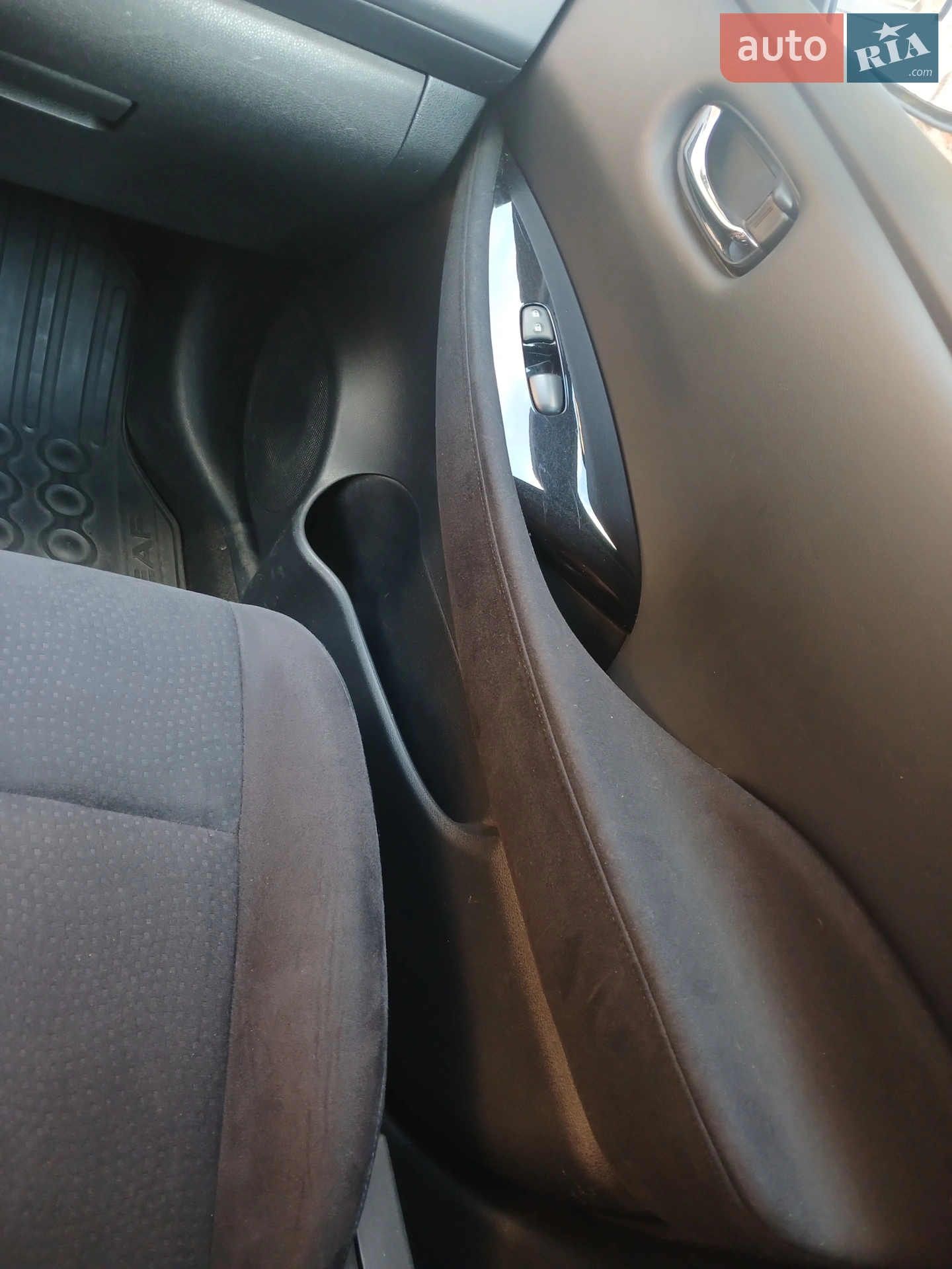 2014 Nissan Leaf - мініатюра 31