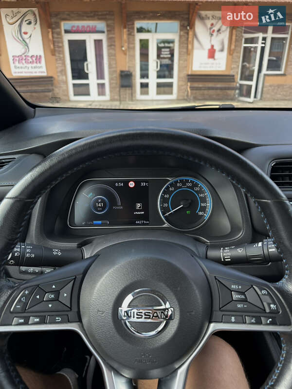 Хетчбек Nissan Leaf 2020 в Хусті
