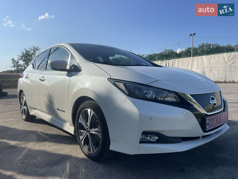 Хэтчбек Nissan Leaf 2019 в Харькове
