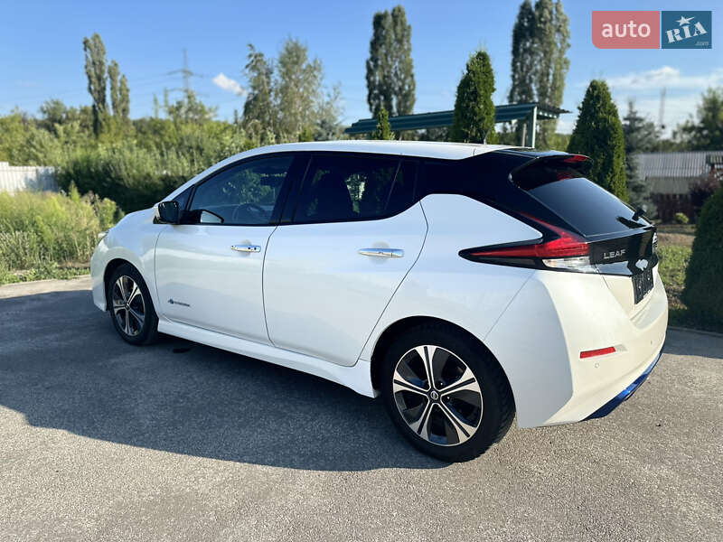 Хэтчбек Nissan Leaf 2019 в Харькове