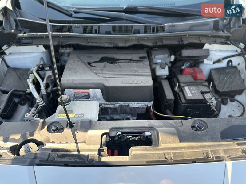Хэтчбек Nissan Leaf 2019 в Харькове
